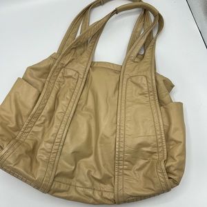 Large Kenneth Cole bag, nude leather